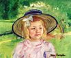 Маленькая девочка в жесткой, круглой шляпе, глядя вправо в солнечном саду 1909