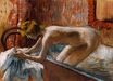 Эдгар Дега - Женщина выходит из ванной 1888